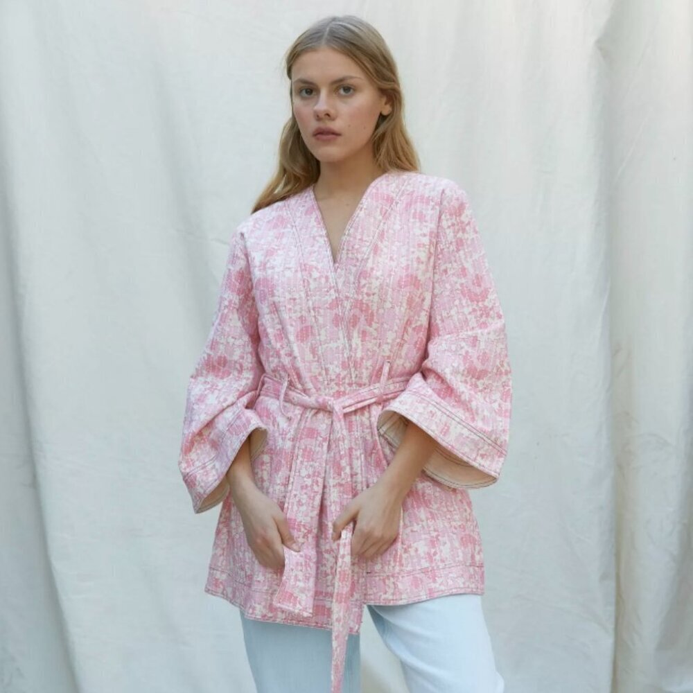 Urban Outfitters UO Dahlia Floral Robe Kimono Floral Print Belted Size Medium